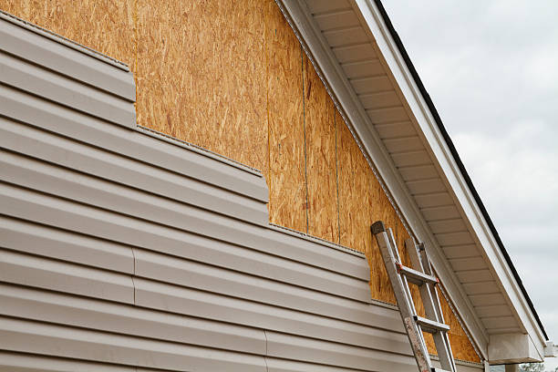 24/7 Emergency Siding Replacement experts in Greens Fork, IN